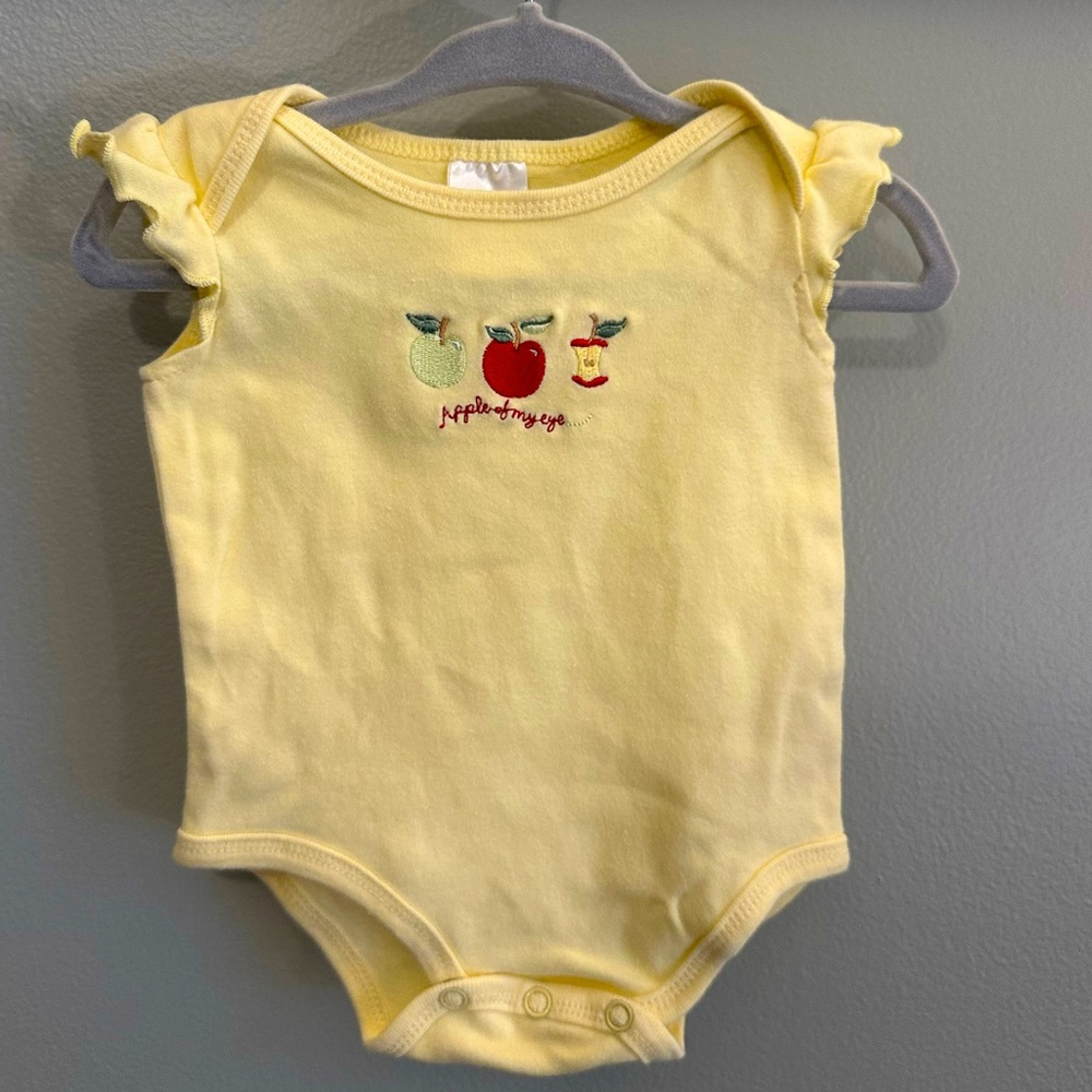 Vintage Broadway Baby Yellow Pull-Over Body Piece – 0-3 Months, Early 2000s